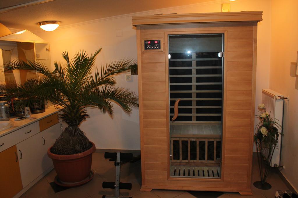 Orient Relax Garden Apartment Keszthely Bagian luar foto