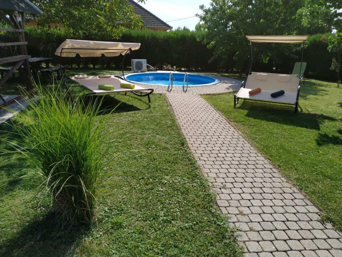 Orient Relax Garden Apartment Keszthely Bagian luar foto